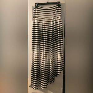 Lily Rose Long Skirt Black and White Striped Size Small
